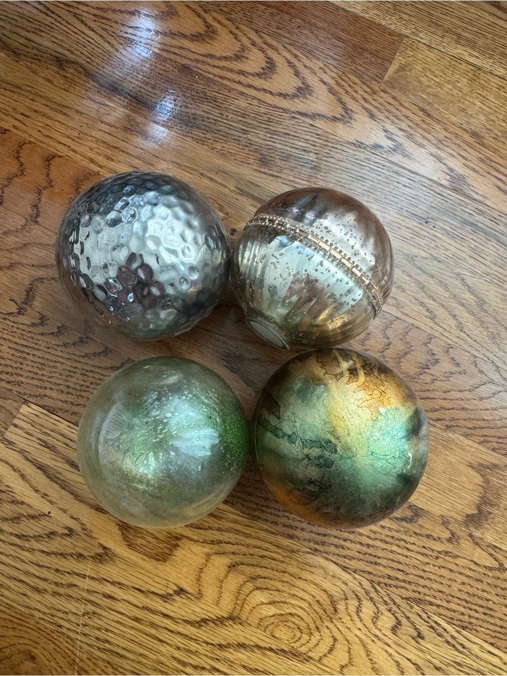 Decorative balls bowl filler